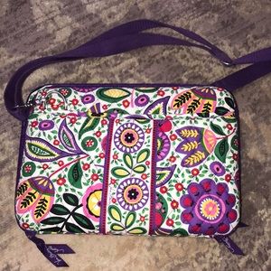 Vera bradley ipad case strap included